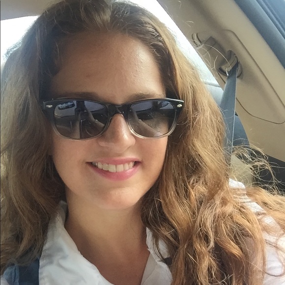 Meet your Posher, Jacqueline - Picture 1 of 1